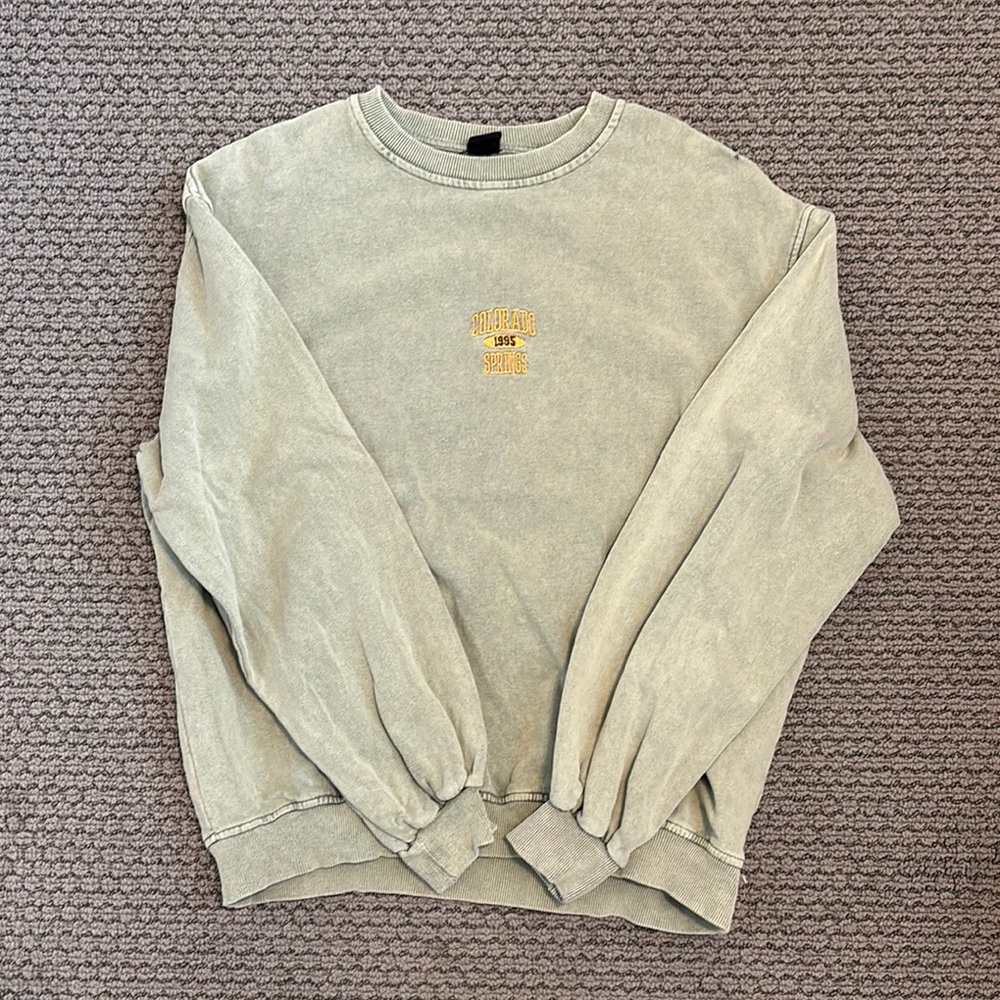 Urban Outfitters Green Crewneck Sweater with Ribbed Detailing